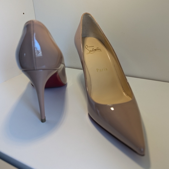 Christian Louboutin Kate 85 Patent Leather Pumps - Picture 9 of 9